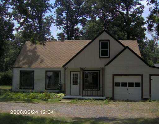20210 Stateline Road South Bend, IN 46637 - Photo 1 of 8 Gallery Image 1