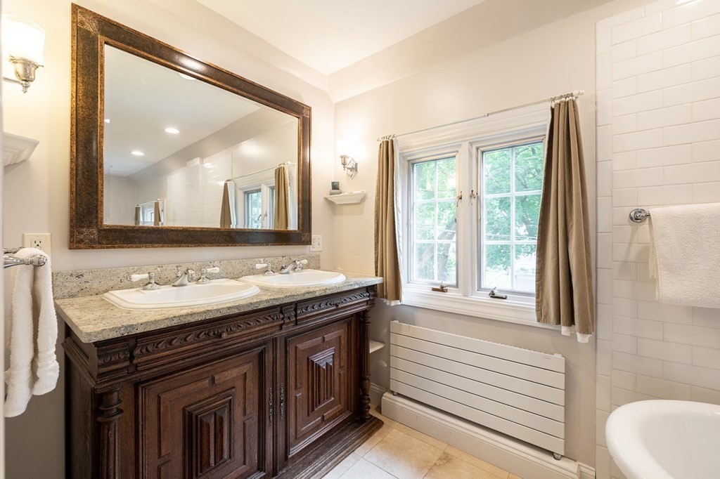 24 Chesterford Road Winchester, MA 01890 - Photo 17 of 42