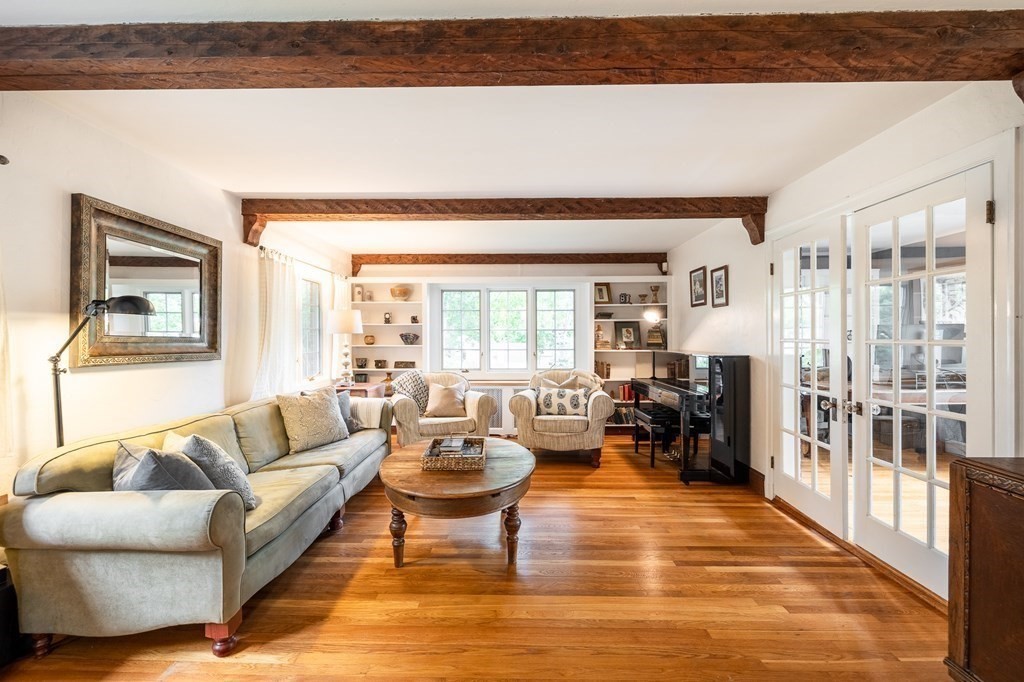 24 Chesterford Road Winchester, MA 01890 - Photo 3 of 42