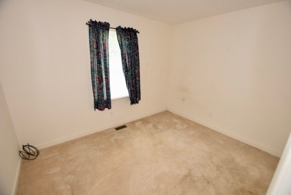 404 Stratton Street Crewe, VA 23930 - Photo 10 of 16 Gallery Image 10