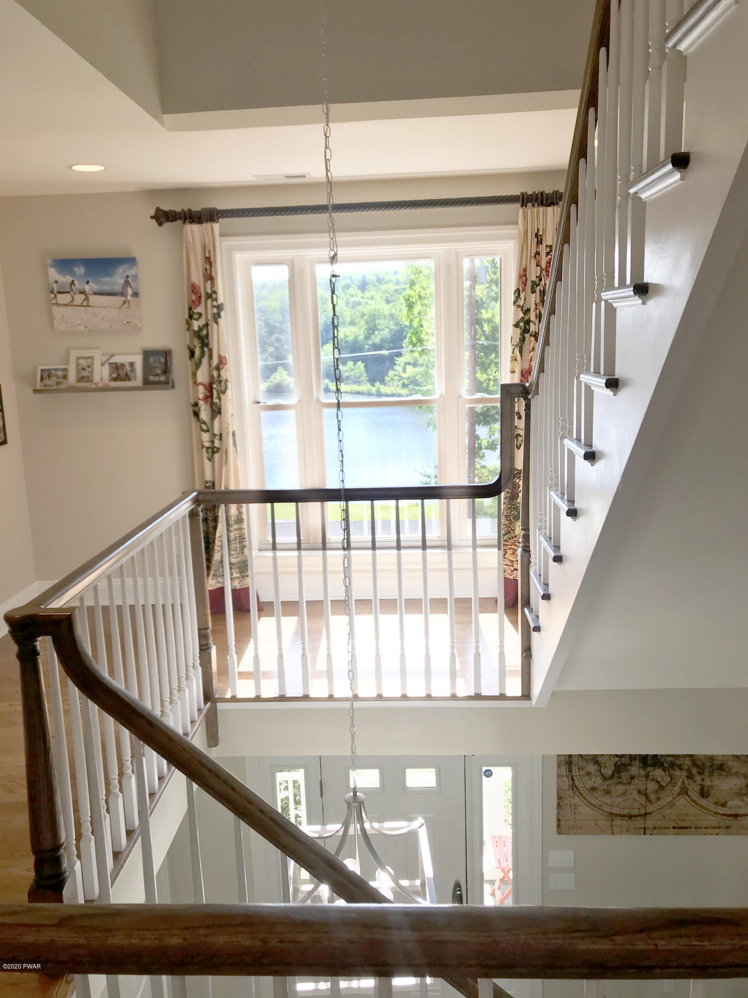 127 Nitche Road Shohola, PA 18458 - Photo 12 of 42 foyer/2nd floor