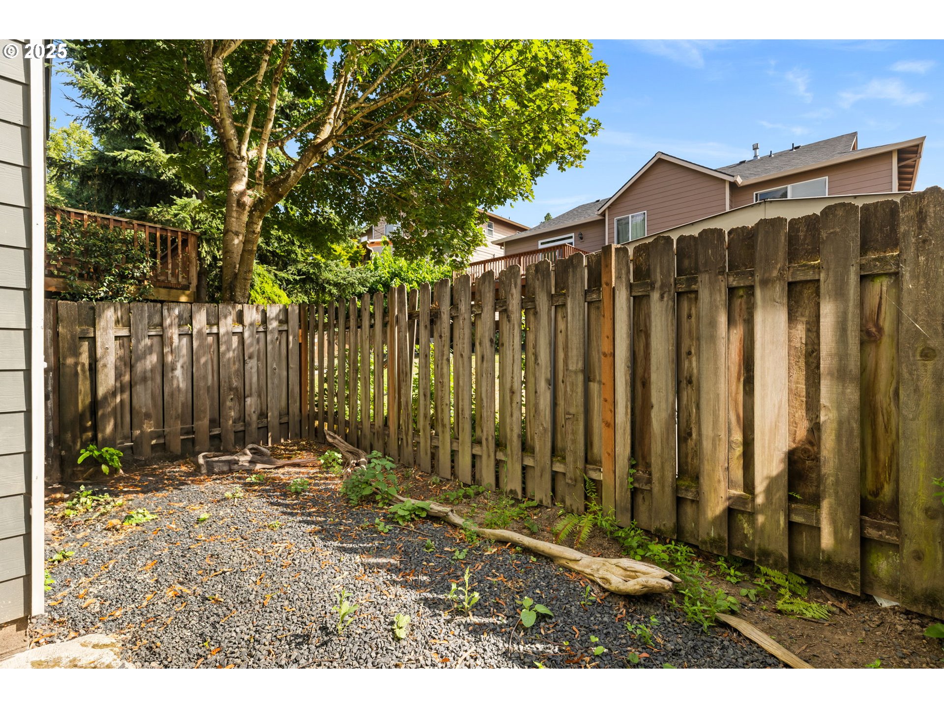 9927 North Decatur Street Portland, OR 97203 - Photo 24 of 25 Yard