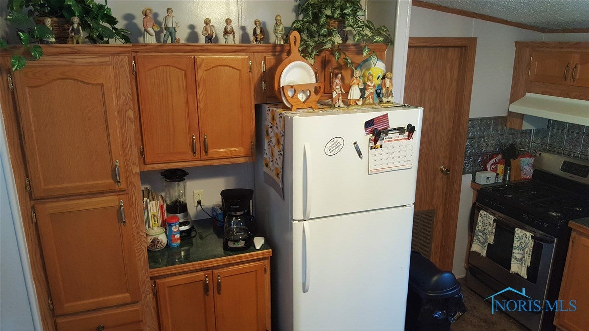 320 North Curtice Road Oregon, OH 43616 - Photo 17 of 32 Gallery Image 17