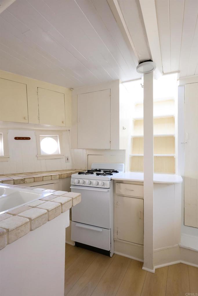 726 3rd Street Encinitas, CA 92024 - Photo 19 of 29