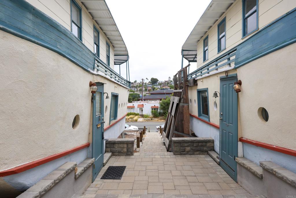 726 3rd Street Encinitas, CA 92024 - Photo 26 of 29