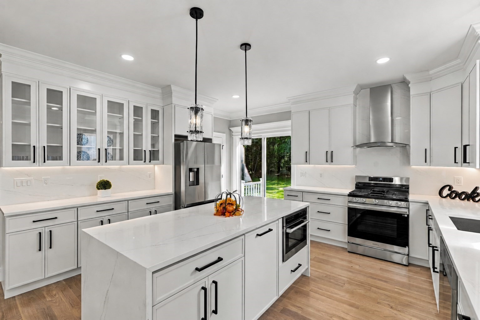 91 High Street Upton, MA 01568 - Photo 4 of 42 Gallery Image 4