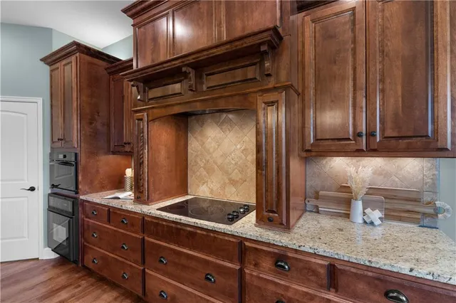 $815,000 | 9432 West 158th Street, Overland Park, KS 66221