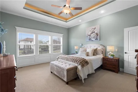 $815,000 | 9432 West 158th Street, Overland Park, KS 66221