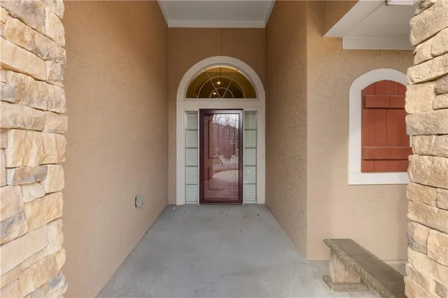 $815,000 | 9432 West 158th Street, Overland Park, KS 66221