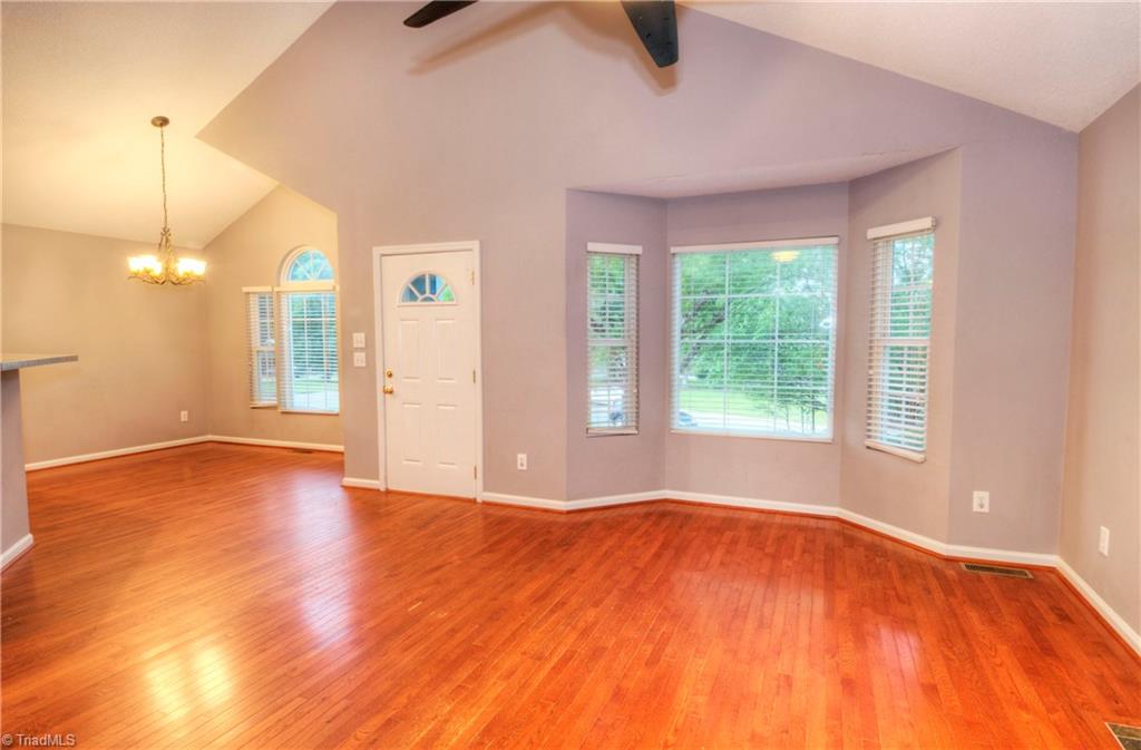 2800 Overview Terrace High Point, NC 27265 - Photo 6 of 20 Gallery Image 6
