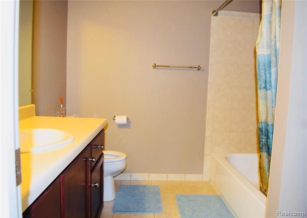 531 South Livernois Road Rochester Hills, MI 48307 - Photo 16 of 18