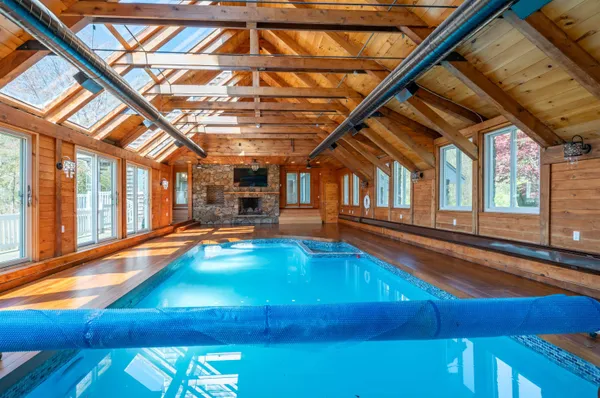 $2,200,000 | 51 Depot Road, Hampton Falls, NH 03844