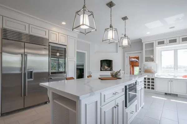 $2,200,000 | 51 Depot Road, Hampton Falls, NH 03844