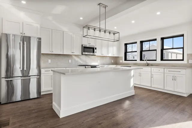 $1,190,000 | 1864 River Street, Boston, MA 02136