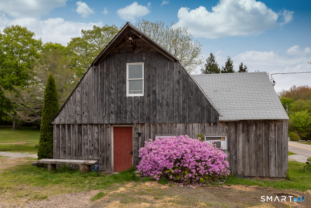 225 Lambtown Road Ledyard, CT 06339 - Photo 6 of 23
