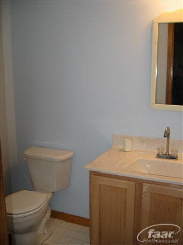 5257 Cullen Road Fenton, MI 48430 - Photo 15 of 18 20267904-14.JPG