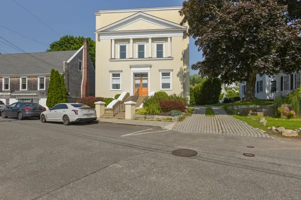 $1,395,000 | 7 Gravel Street, Unit 1, Groton, CT 06355