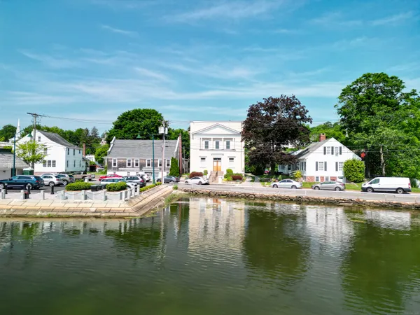 $1,395,000 | 7 Gravel Street, Unit 1, Groton, CT 06355