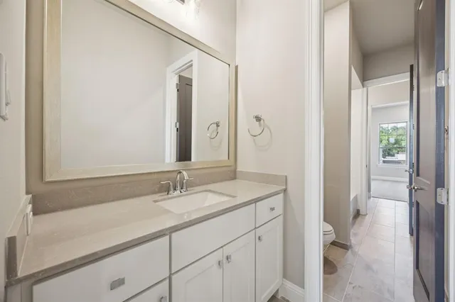 $609,000 | 305 Sunset Lane, Unit 103, Fort Worth, TX 76114