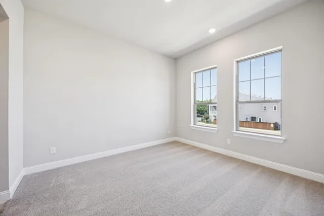 $609,000 | 305 Sunset Lane, Unit 103, Fort Worth, TX 76114