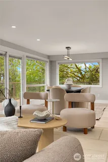 $1,599,998 | 13720 94th Avenue Northeast, Kirkland, WA 98034