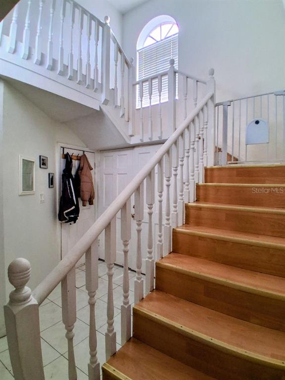 1208 South Taylor Road Seffner, FL 33584 - Photo 5 of 37 Gallery Image 5