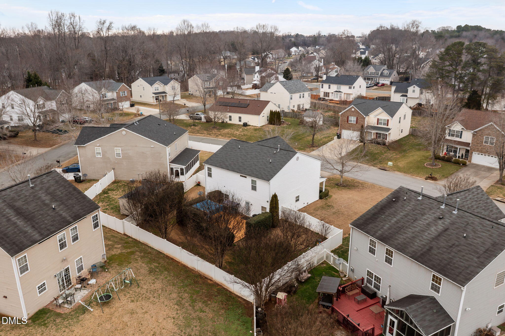 1511 Brambleton Court Graham, NC 27253 - Photo 39 of 43 a view of a outdoor space