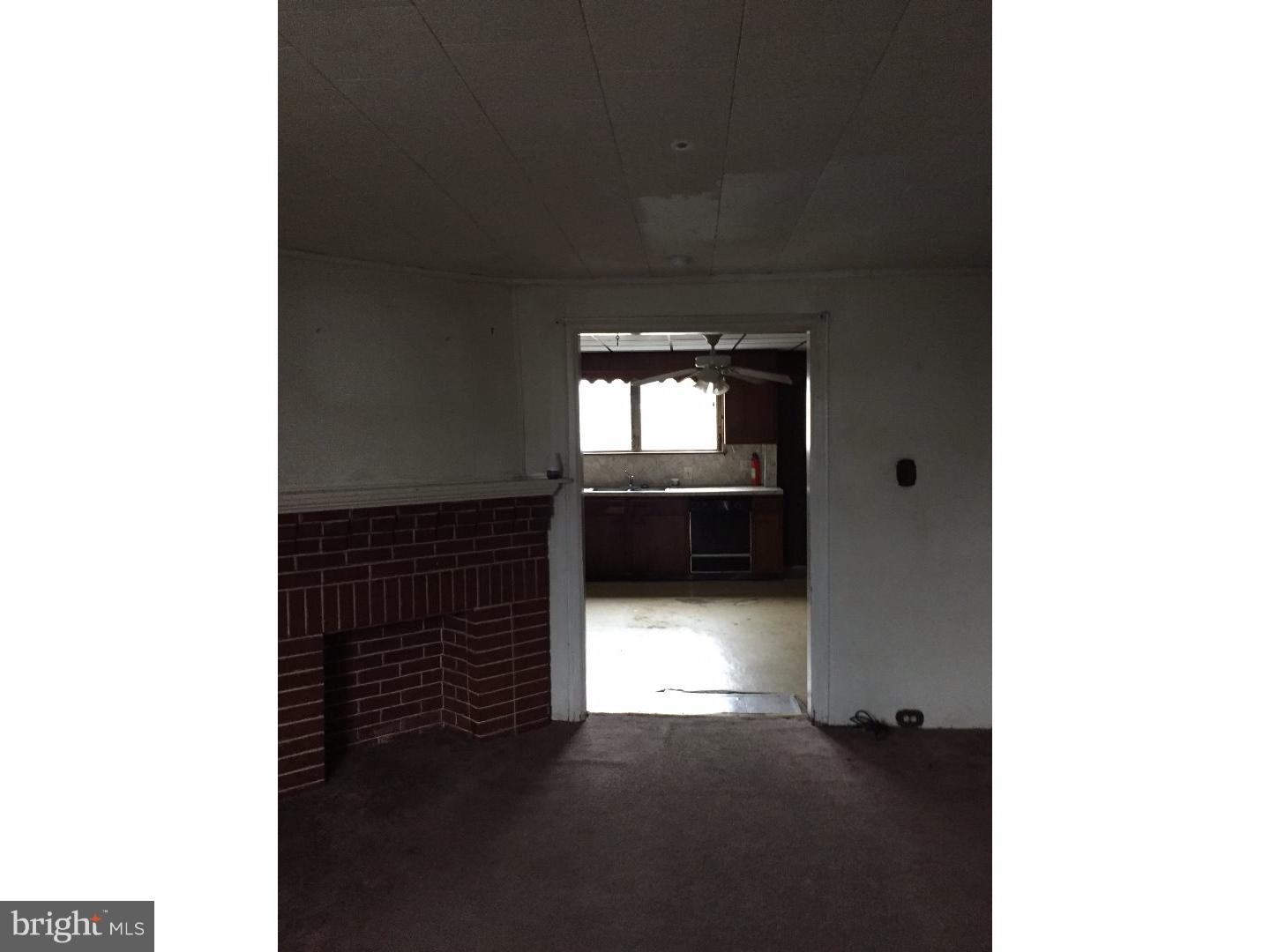 7123 Radbourne Road Upper Darby, PA 19082 - Photo 3 of 14