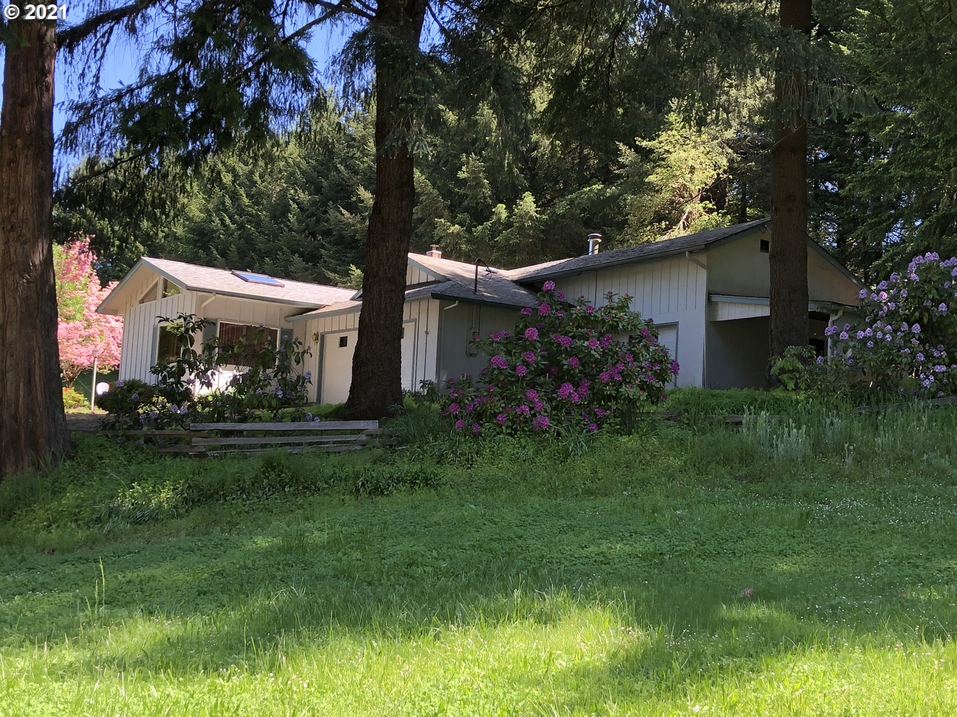 37871 Worth Road Springfield, OR 97478 - Photo 2 of 26