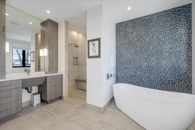 $2,595,000 | 176 Arlington Avenue, Elmhurst, IL 60126