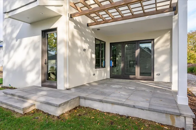 $2,595,000 | 176 Arlington Avenue, Elmhurst, IL 60126