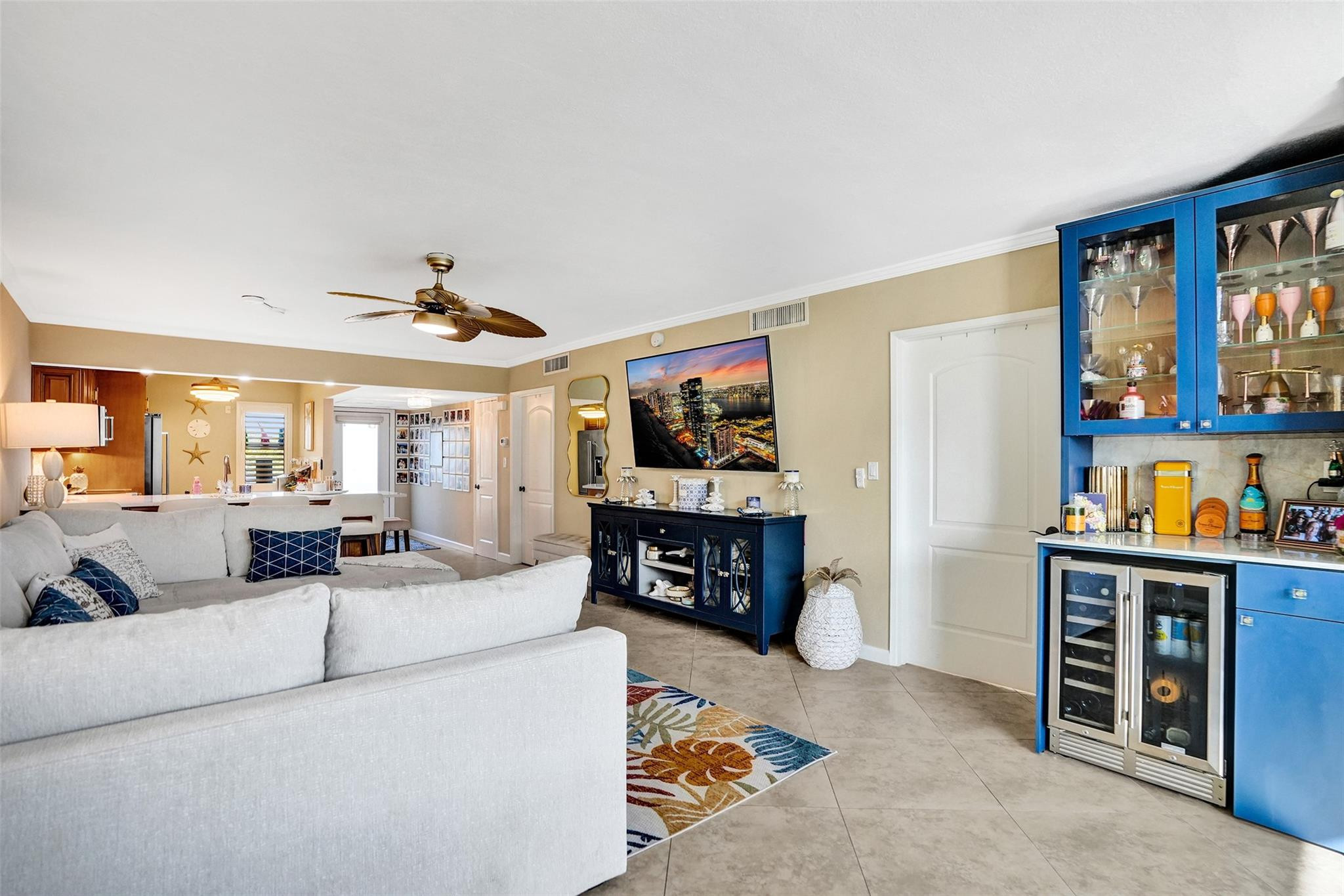 3180 Northeast 48th Court, Unit 404 Lighthouse Point, FL 33064 - Photo 23 of 79 Photo 23