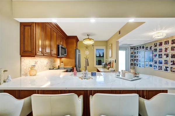 $445,000 | 3180 Northeast 48th Court, Unit 404, Lighthouse Point, FL 33064