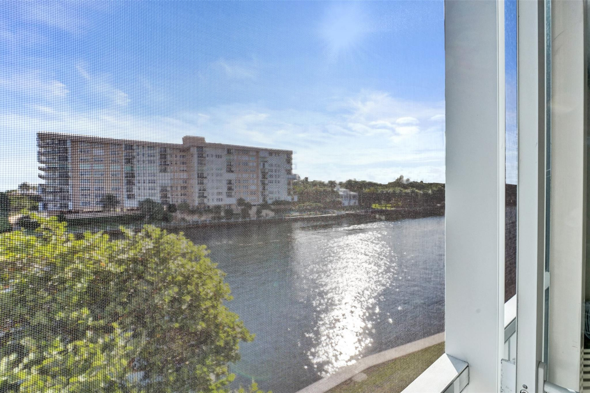 3180 Northeast 48th Court, Unit 404 Lighthouse Point, FL 33064 - Photo 33 of 79 Photo 33