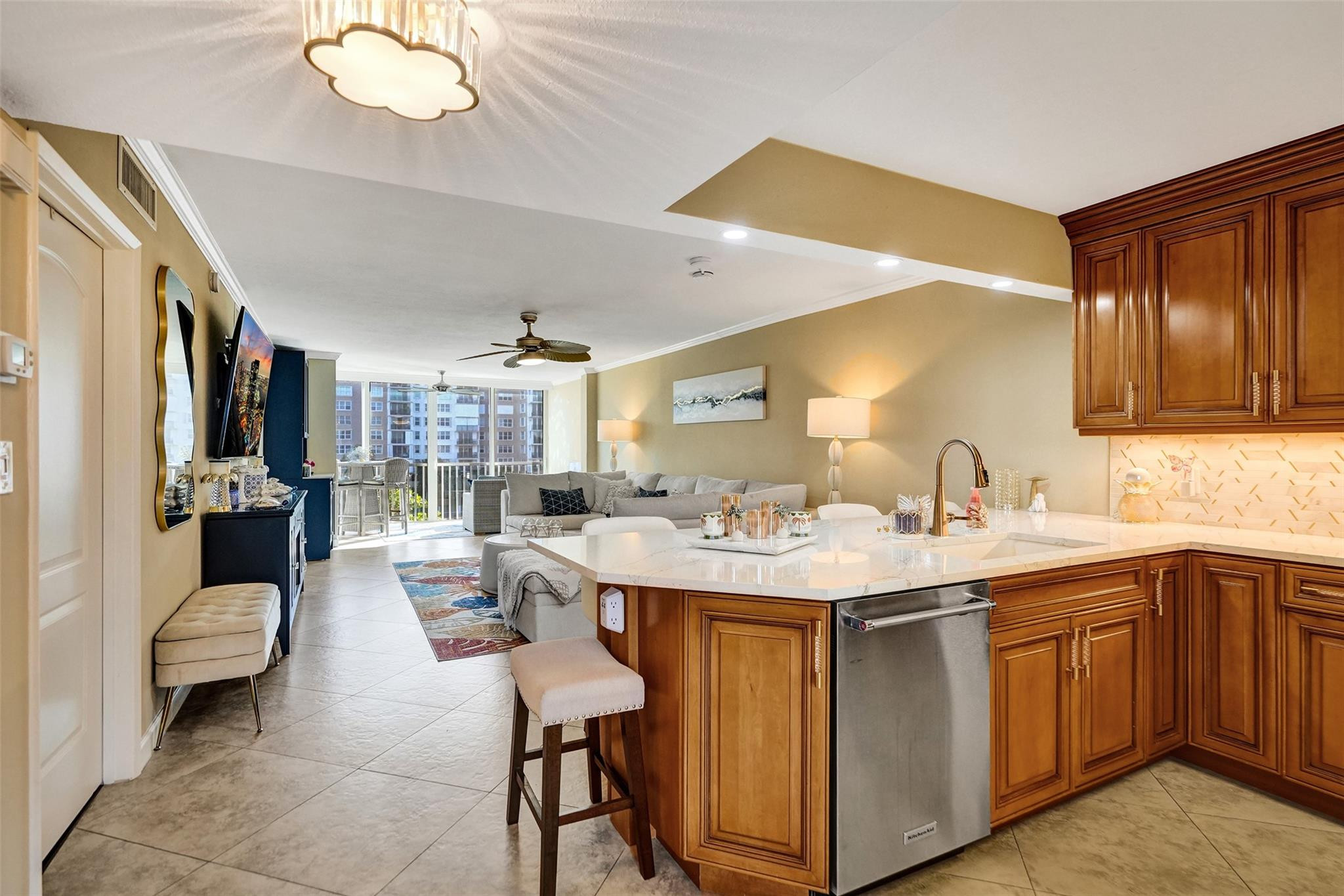 3180 Northeast 48th Court, Unit 404 Lighthouse Point, FL 33064 - Photo 10 of 79 Photo 10