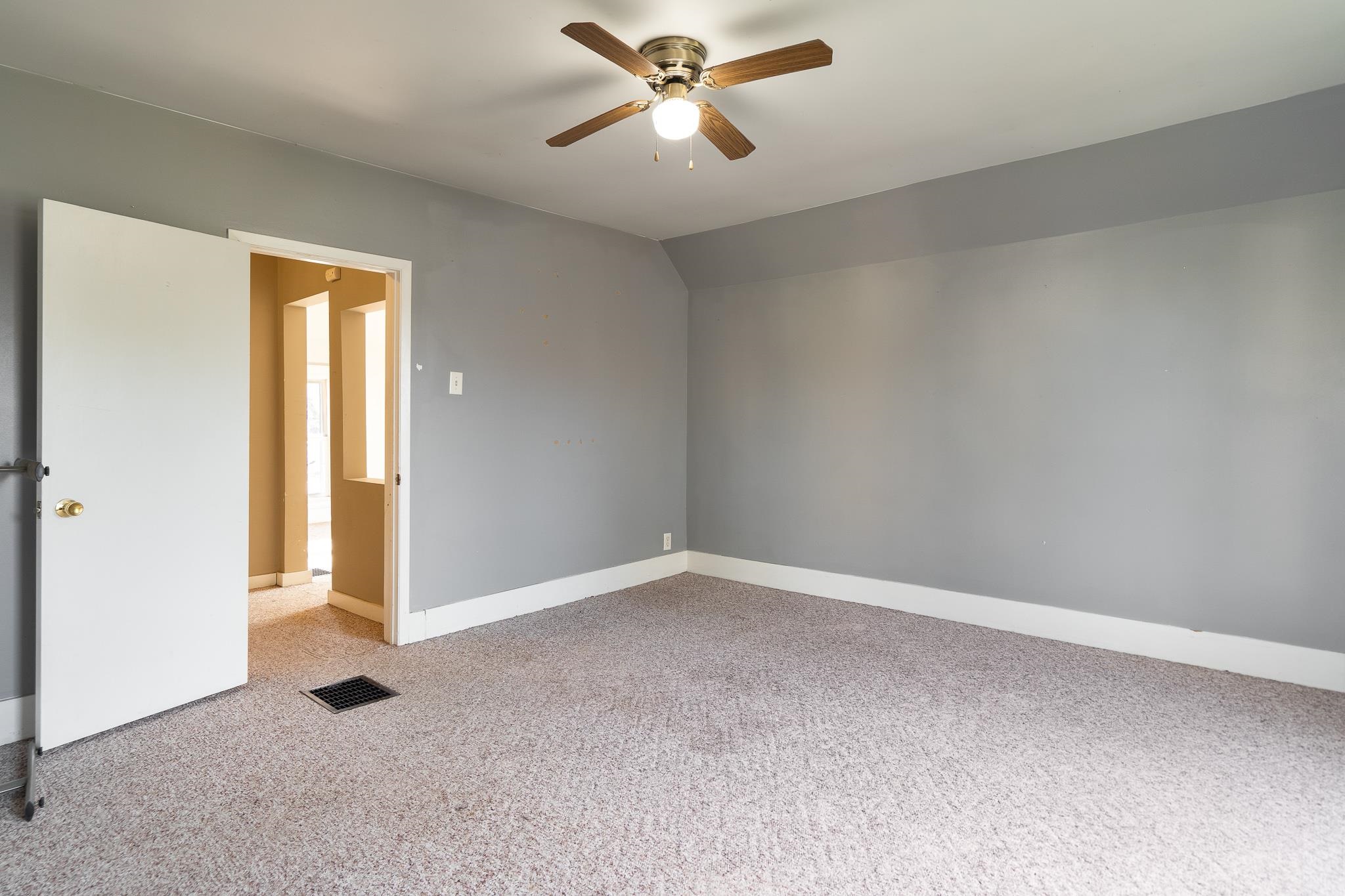 506 South 4th Street Oregon, IL 61061 - Photo 42 of 45 a view of an empty room and window