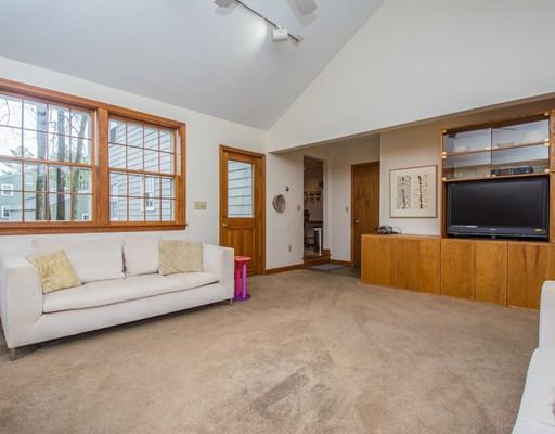 8 Reed Lane Bedford, MA 01730 - Photo 13 of 30