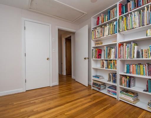 8 Reed Lane Bedford, MA 01730 - Photo 20 of 30