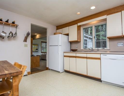 8 Reed Lane Bedford, MA 01730 - Photo 10 of 30