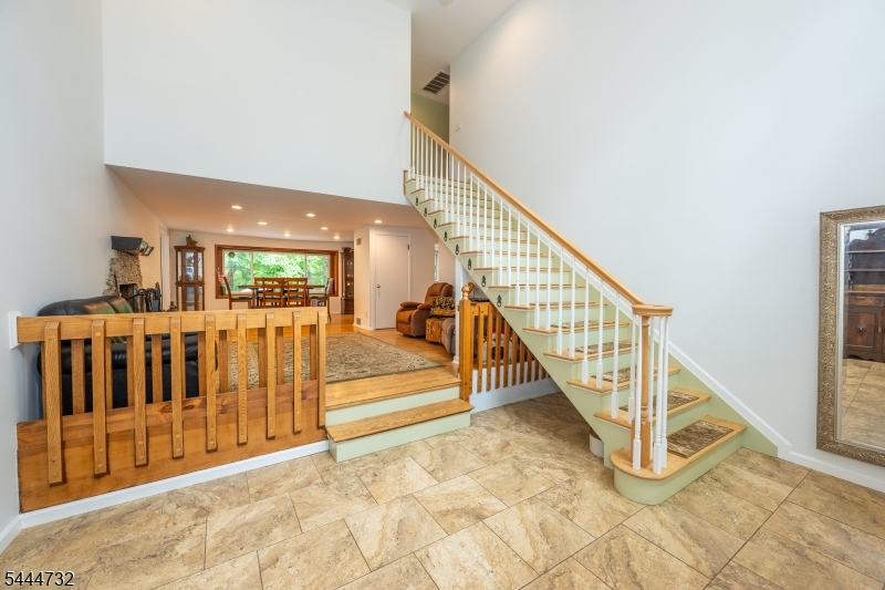 89 Moraine Road Morris Plains, NJ 07950 - Photo 3 of 48