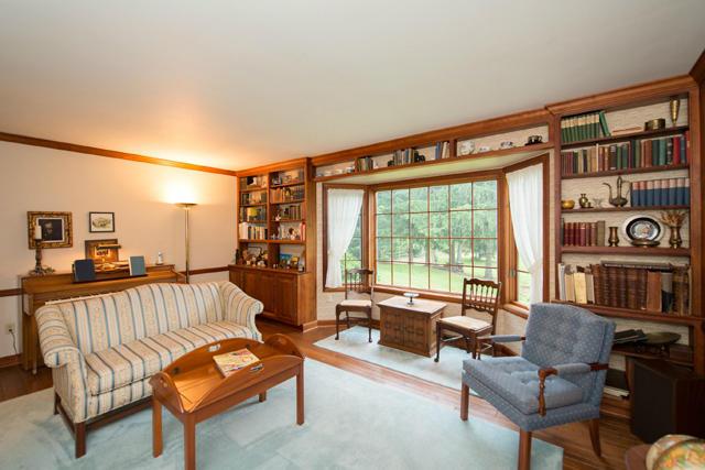 1854 Snouffer Road Columbus, OH 43085 - Photo 3 of 35 Gallery Image 3