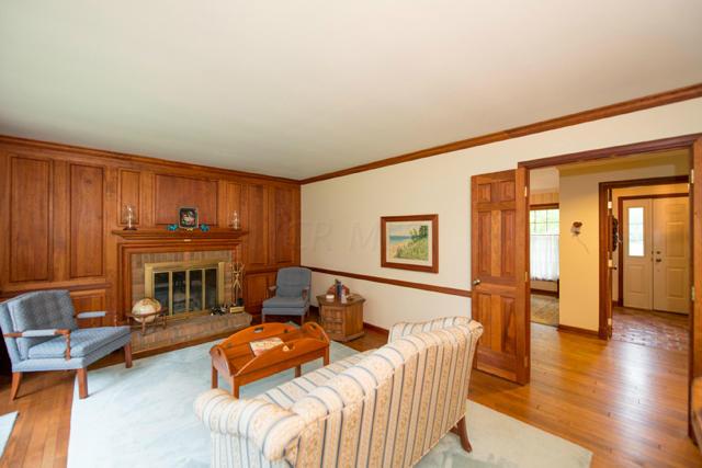 1854 Snouffer Road Columbus, OH 43085 - Photo 5 of 35 Gallery Image 5