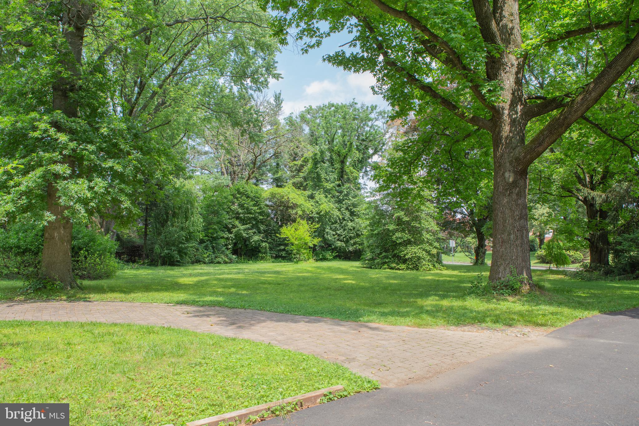 3970 Buck Road Huntingdon Valley, PA 19006 - Photo 2 of 25 Gallery Image 2
