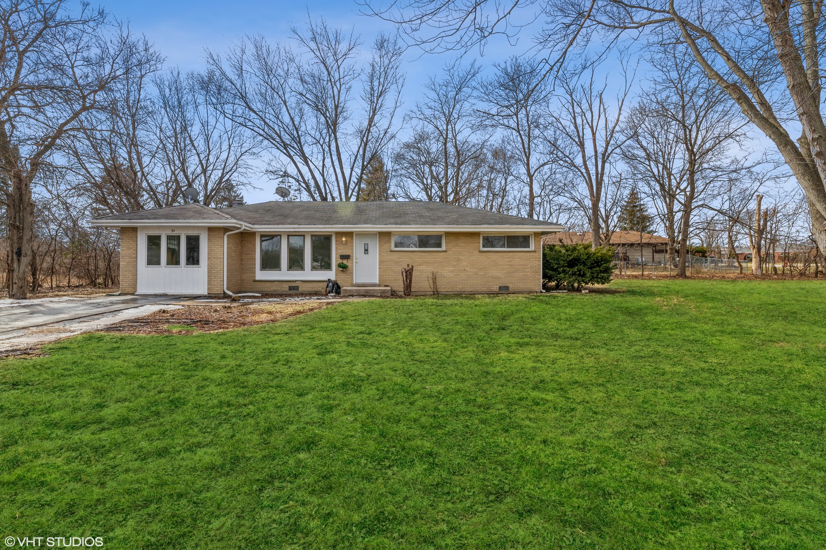 30 Birchwood Road Northbrook, IL 60062 - Photo 1 of 12