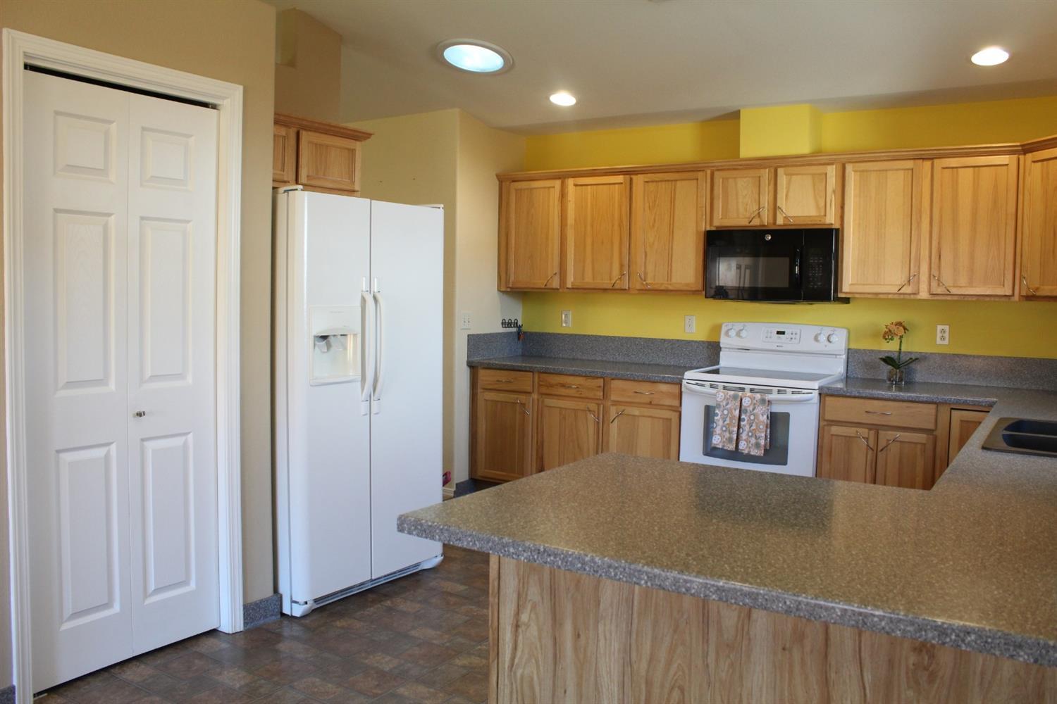7347 Ruth Drive Klamath Falls, OR 97603 - Photo 5 of 22 Additional Photo