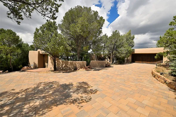 $3,250,000 | 1244 North Summit Drive, Santa Fe, NM 87501