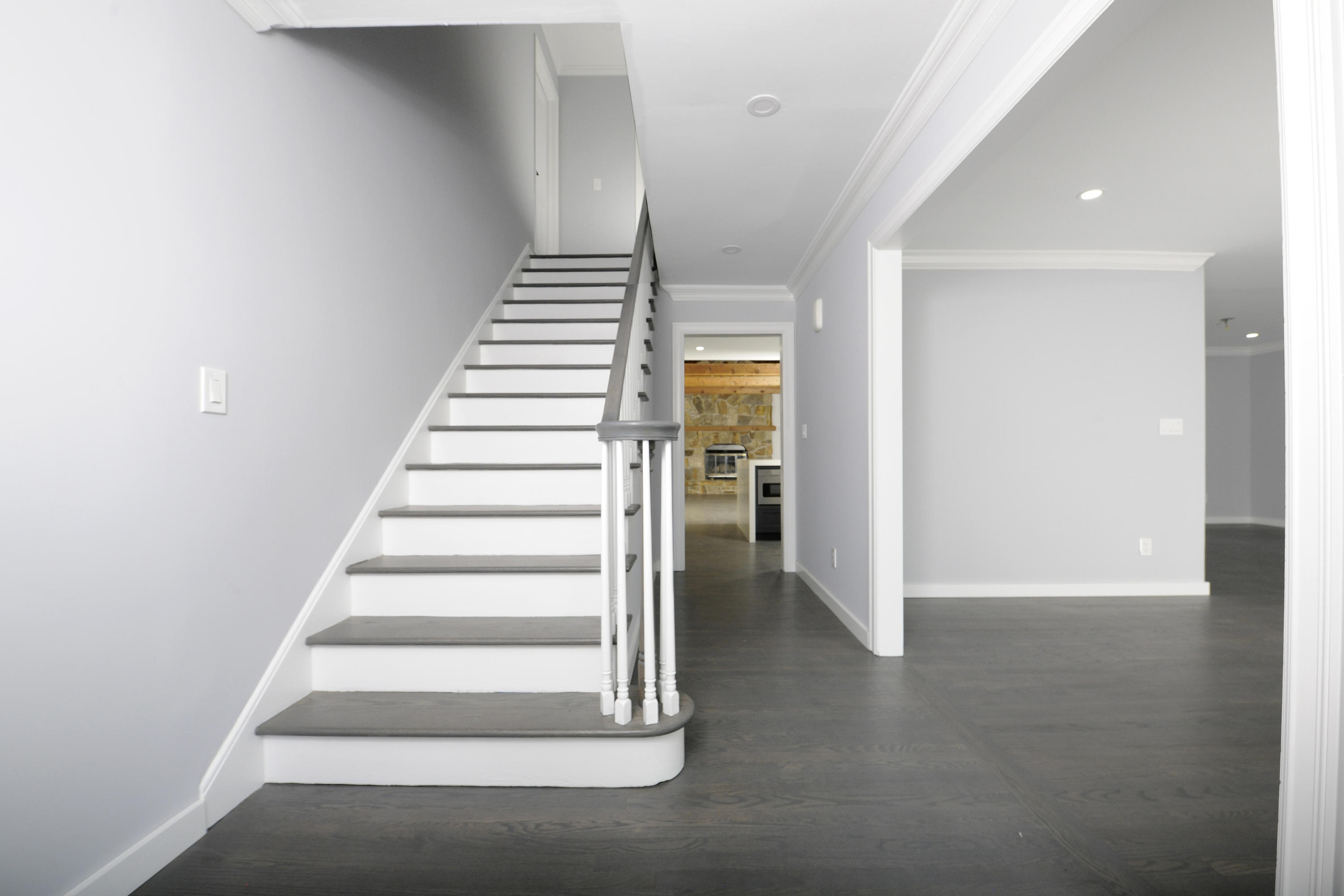 56 Cousins Road Stamford, CT 06903 - Photo 10 of 20 Foyer