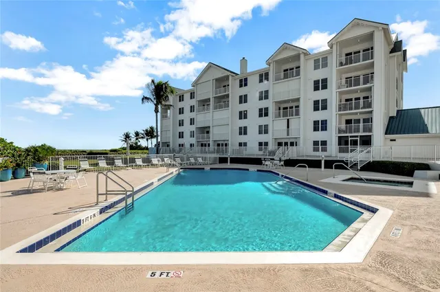 $1,195,000 | 2700 Ocean Drive, Unit 105, Vero Beach, FL 32963