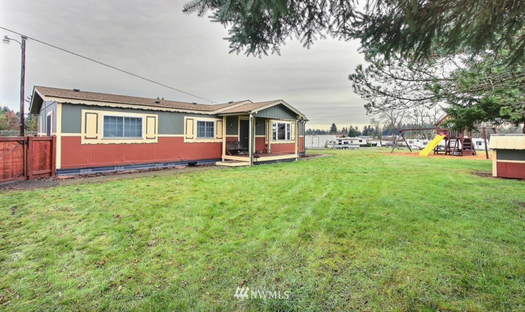 16844 Canal Road Southeast Yelm, WA 98597 - Photo 7 of 15 Gallery Image 7
