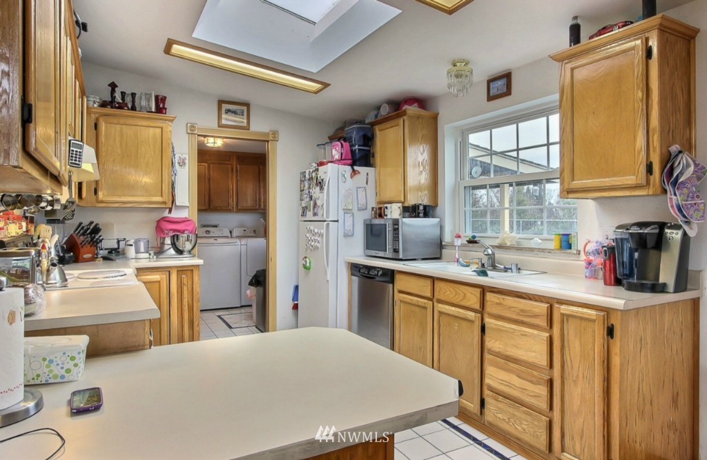 16844 Canal Road Southeast Yelm, WA 98597 - Photo 10 of 15 Gallery Image 10